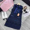 مصمم فساتين على طراز الشارع في وقت مبكر الربيع الجديد Miu Nanyou Gaoding Celebrity Little Spragrant Wind Frasnable Bow Tweed A-Line Tank Top Dress Eal0