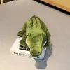 Dockor Livsliknande fyllda djurens verkliga alligator Plush Toy Simulation Crocodile Dolls Kawaii Ceaterive Pillow For Children Xmas Gifts