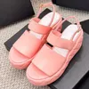 Peep Toe Women Platform Altezza Aumentare Sandals Runway Classic Brand Designer Luxurt Buckle Strap Outside Gladiator Beach Sandals Femmina femmina