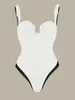 Costumi da bagno femminile in bianco e nero a blocchi in bikini Sarong da bagno