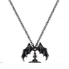 Drottning Mor Demon Evil Titanium Black Wings Diamond Saturn Necklace Super Cool Punk Bat212m