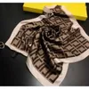 2023 Summer Day Designer Woman Silk Scarf Fashion Letter Headband Luxury Brand Liten Scarf Travel Variable Headscarf Accessories Activity Gift