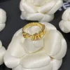 2024 Luxurys Designers Anelli pieni di anelli di banda di diamanti Flow Flower Open Open Flower europeo e americano