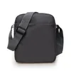 Mini bolso de hombro para hombres y bolsos para mujeres al aire libre Mochila mochila vertical Crossbody Bag Crossbody Travel Small Bag 35G4#