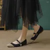 Buty swobodne marka mieszanych kolorów tkacki płaskie kobiety Pasek kostki perłowy Mary Janes Stretch Fabal Balerina Kobieta na drutach Moccasins