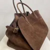 Tygväska för kvinnor 2023 Ny höst/vinter lyx och unik design stor kapacitet pendling handbag05