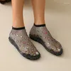 Buty swobodne Rhinestone Shiny Sandały Kobiet Sandały Miękkie puste mieszkania Summer Clear Beach Net Luksus plus rozmiar 43