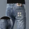 Designer di jeans maschile Spring New Men's Abbigliamento maschile in stile europeo pantaloni per piccole gamba jeans thin lwq7