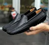 Chaussures décontractées hommes en cuir sexy luxe tendance glisser les mocassins formels mocassins mode noire mâle conduisant les baskets grandes grandes