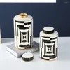 Storage Bottles Gold-plated Stripe Ceramic Jar Crafts Porcelain Jars With Lids Desk Decoration Tea Caddy Candy Pots Cereal Dispenser