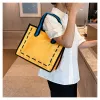 Borse Ladies 2D Cartoon Spall Borse Borse di grande capacità Cash Spegnere Borsa della spesa Simple Giappone 3D Patterns School Borse