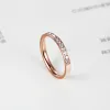 Bands Top -Qualität Mode Schmuck Kristall Eheringe Edelstahl Roségold -Farbe Weibchen für Frau und Mädchen Bestes Geschenk