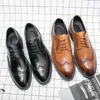 Dress Shoes Luxury Derby Men's Leather Office Business Wedding Formele veter puntige teen mocassins Black Prom