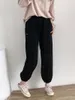 Pantalon féminin à taille élastique