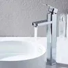 Faucés d'évier de salle de bain Tap à eau froide mélangeur de bassin élevé