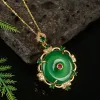 Clips Pure Natural Green Agate Pendant Collier Fashion Paix Paix Boucle Calcédoine Pendant Candarbone Chaîne Femme Jewellery Senior Gift