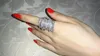 Eheringe Deluxe T Form Diamond Ring Weiß Gold gefülltes Schmuck Engagement Ehering -Ringe für Frauen Brautparty Accessoire 240419