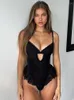 Kvinnors jumpsuits övergång sexig liten kvinna spaghetti-rem ruffle cut out show bröst botten skinny jumpsuit matchande topp