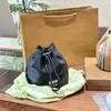 Tote Bag de alta definição letra unissex listra impressa nylon pill storma storage Canvas Bucket One