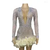 Stage Draag lange mouwen Pearls Rhinestones Cake Dress Sexy Deep V Singer Evening Jurken Women Party Costume Festival XS7011