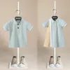 Bruder Schwester Kleidung Sommer koreanische Jungen Kleidung Polo T-Shirt Kurzärmel Polo Revers Mädchen Kleider Jungen Mädchen Kleidung 240511