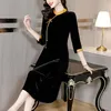 Robes décontractées 2024 Automne Black Velvet Patchwork Cheongsam Robe Elegant High Wair A-Line Korean Vintage Lady