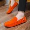 Casual schoenen 2024 mannen mode echte lederen loafers mocassins glijden op heren flats mannelijk rijden luxe