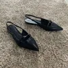 Slingbacks Женщины черные квартиры сексуальная летняя мода заостренная сандалии с элегантными офисными ботинками повседневные плоские слайды 240412 D00C