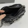 Balencig le cagole designer hart b -vormige 2023 tas schoudertassen helder kalf lederen motorfiets stijl kruislichaam zilveren hardware klinknagel handtassen valentijnsdag ef8f