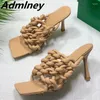 Slipper Sommer gewebte High Heels Landebahn Frau Slipper Offener Toe Echtes Leder Goldenes Bankett 2024 Designer Sandalen