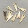 Halsketten Neuankömmling!17x7mm 100pcs Messing -Anhänger Dreieck Charme für handgefertigte Halskette/Ohrring -DIY -Teile, Schmuckfundkomponenten