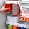 Slajd lodówki do przechowywania kuchennego pod półką może dozować stojak na szuflady do puszek pojemnik na uchwyt