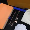Women Crystal Clover Letter Link Chain Bracelet Gold Silver Plated Flower V Pendant Charm Bracelet Luxury Designer Bracelet Wristband Cuff Bangle Lovers Jewelry
