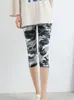 Damesbroek capris cuhakci zomer geprinte damesbenen snijden broek casual stretch graffiti das geverfd elastische hoed y240422