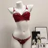 Bras sets sexy lingerie Underwear femmes ensemble rassemblent un petit soutien-gorge push up français pure en dentelle de lacet en satin rouge culotte