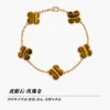 People's first choice to go out essential bracelet Leaf with natural with common vanly bracelet