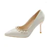 Scarpe eleganti per perle per perle nude bianche donne donne pompe 2024 design elegante punta di punta a spillo alto tacchi da ballo sandali