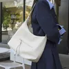 Koreańskie torebki dla kobiet designerskich marki torby na ramię do podróży na zewnątrz żeńskie bolsas skóra duża torba komunalna 240419