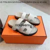 H Designer kapcie Chypre Sandal Designer Sliders Flip Flip Flops Płaskie sandały plażowe komfort skóry cielęcy naturalny zamsz w brązowym czerni dla kobiet i