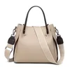 Crossbody Womens Bag 2024 Wassereimer vielseitiger Stil breiter Schultergurt Trendige Handtasche