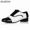 Scarpe da ballo dileechi uomini genuina in pelle latina morbida tallone 4/2 cm di colore bianco e nero moderno maschio danzante maschio