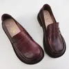 Casual Shoes Spring 2024 Wide Toe Loafers Women äkta läder kohud original enkel platt mjuk sula