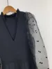Novo decote em V Sandro Caist Chanched com mangas bolhas para um vestido de emagrecimento e fato esbelto transparente