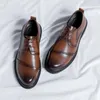 Klänningskor affärer avslappnade män loafers vintage brittiska formella läder lyxiga snörning bröllop vårens höstarbete oxfords