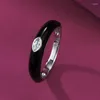 Anéis de cluster O S925 pode ser empilhado e usado com uma cola preta de cola preta de jóias europeias no estilo Instagram