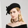 Berets X4176 Lady Retro Britse pet Girls Casual Joker Fedora Hat Wool Fascinators Wedding Filt Bow Caps Pillbox