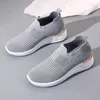 Scarpe casual 2024 calzino a maglia per donne sneaker piattaforma in maglia allungano sneaker su mocassini donne sport scarpa vulcanizzata tenis