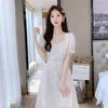 Robes de fête Summer Style chinois Cheongsam Jacquard Sweet Side Plate Buckle Light Abricot Word Jupe Robe