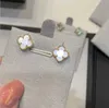 Högkvalitetsdesigner VanCleff örhängen Kvinnlig pläterad 18K Rose Gold White Fritillaria Red Jade Medal Earrings High Edition