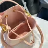 Tasarımcı Çanta Tote Çanta Kadınlar Lüks Tasarımcı Yeni Kova Torbası Deri Alışveriş Çantası Kadın Çanta Omuz Çantası Zarif Mizaç 20 cm/25cm